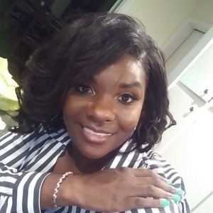 Meet your Posher, Nika